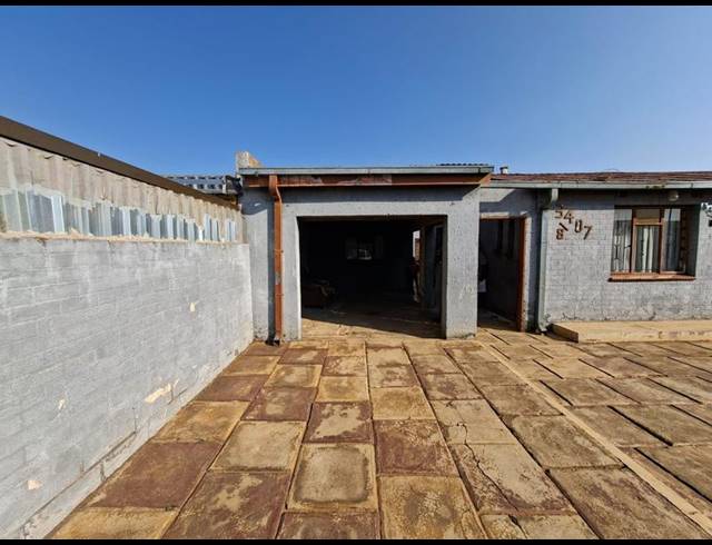 2 BEDROOM HOUSE FOR SALE IN DOBSONVILLE